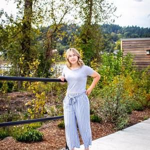 Meet your Posher, Hailey